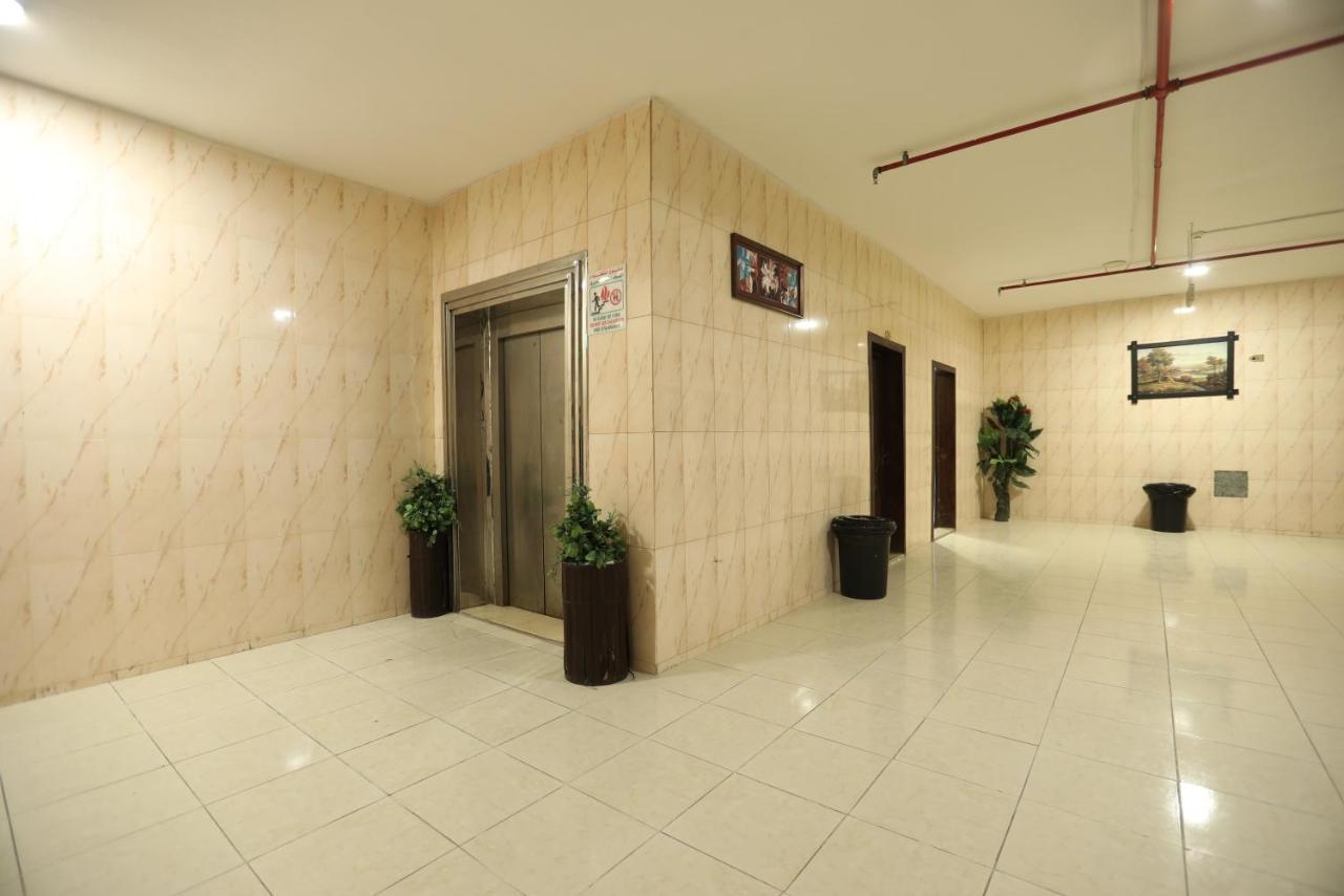 Al Eairy Apartments -Aldamam 7 Dammam Bagian luar foto