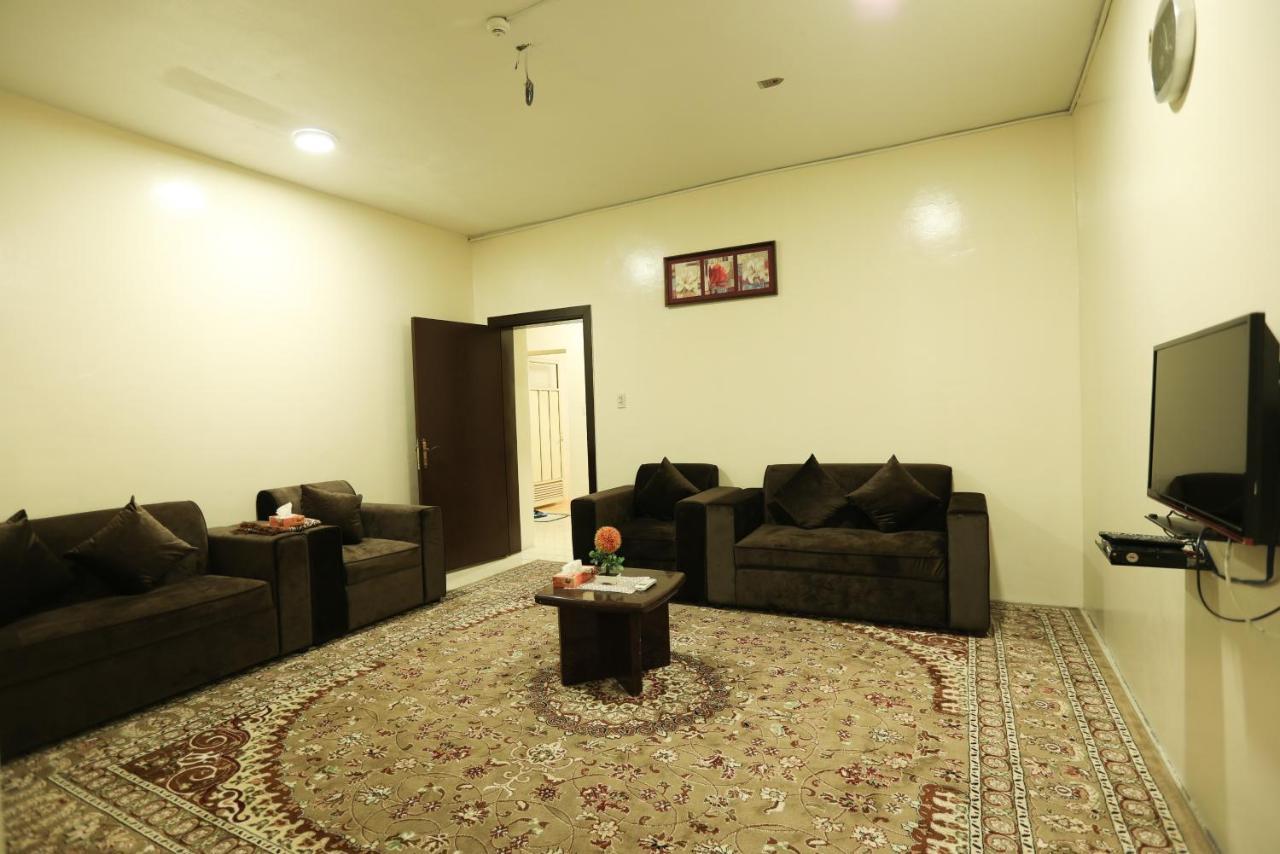 Al Eairy Apartments -Aldamam 7 Dammam Bagian luar foto