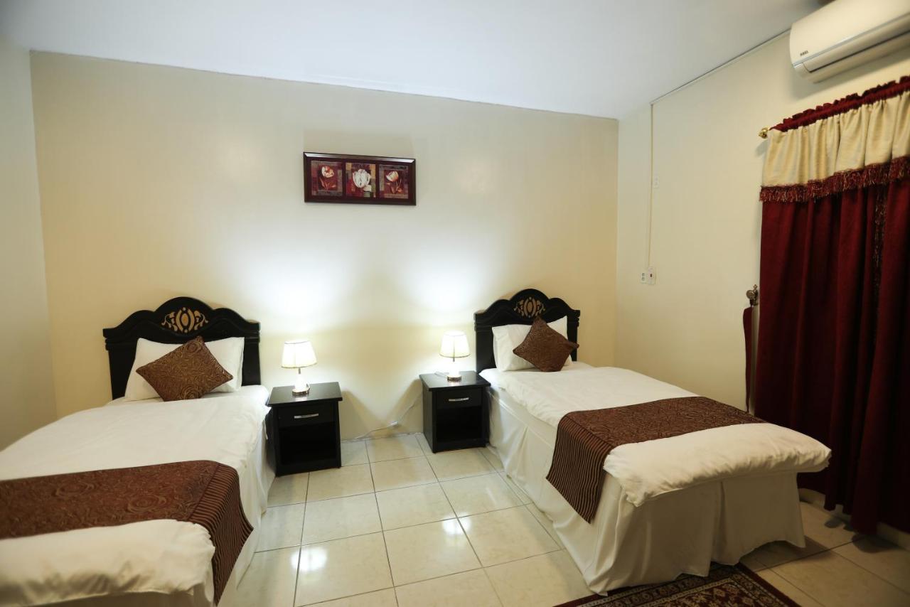 Al Eairy Apartments -Aldamam 7 Dammam Bagian luar foto