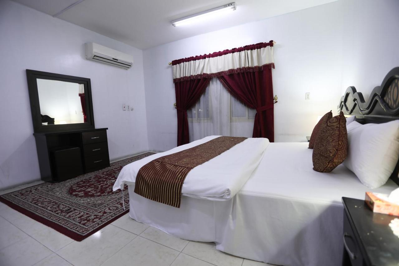 Al Eairy Apartments -Aldamam 7 Dammam Bagian luar foto