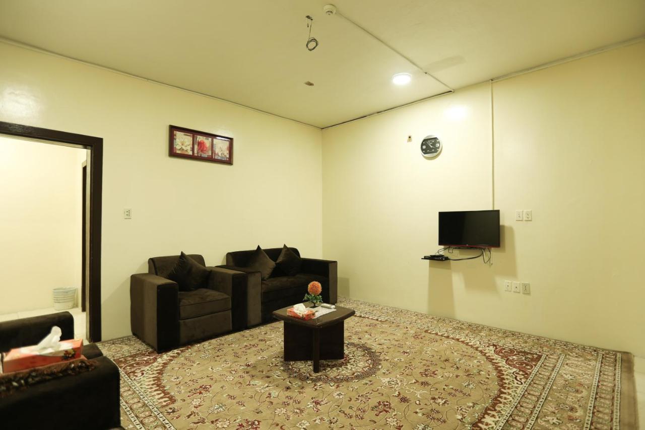Al Eairy Apartments -Aldamam 7 Dammam Bagian luar foto