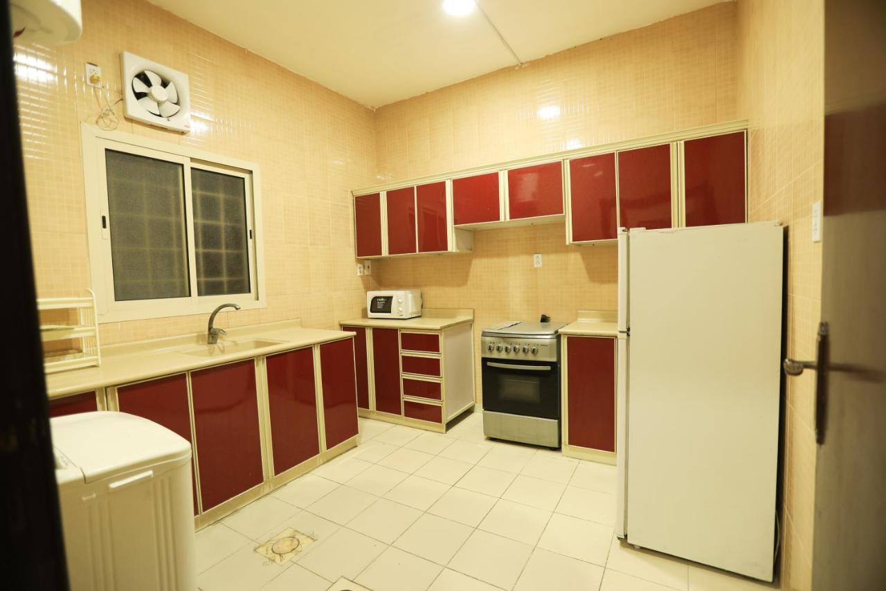 Al Eairy Apartments -Aldamam 7 Dammam Bagian luar foto