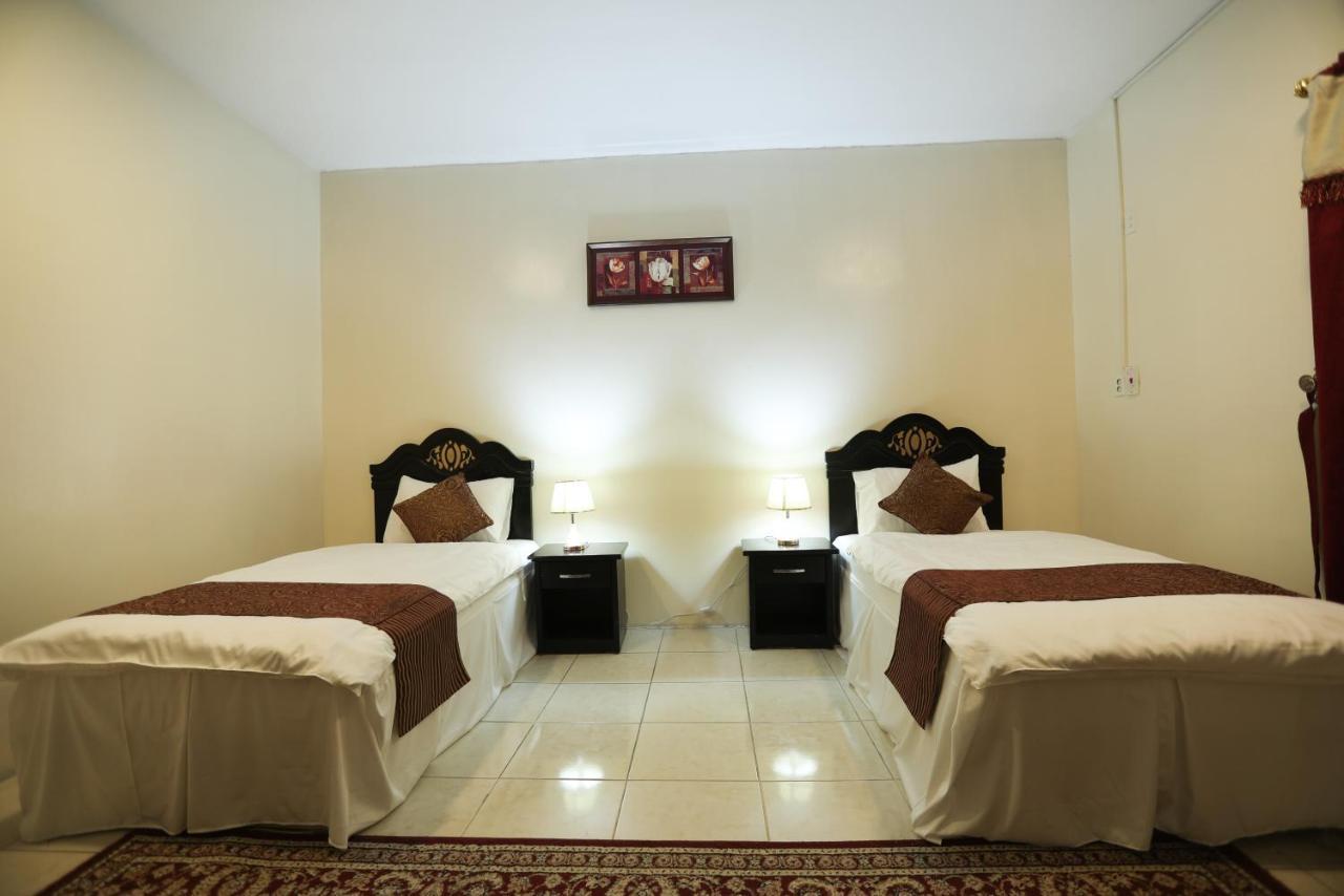 Al Eairy Apartments -Aldamam 7 Dammam Bagian luar foto